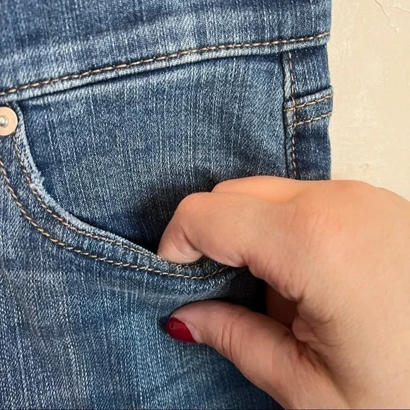 Banana Republic Factory Petite Light Wash Girlfriend Denim Jeans - Picture 4 of 8